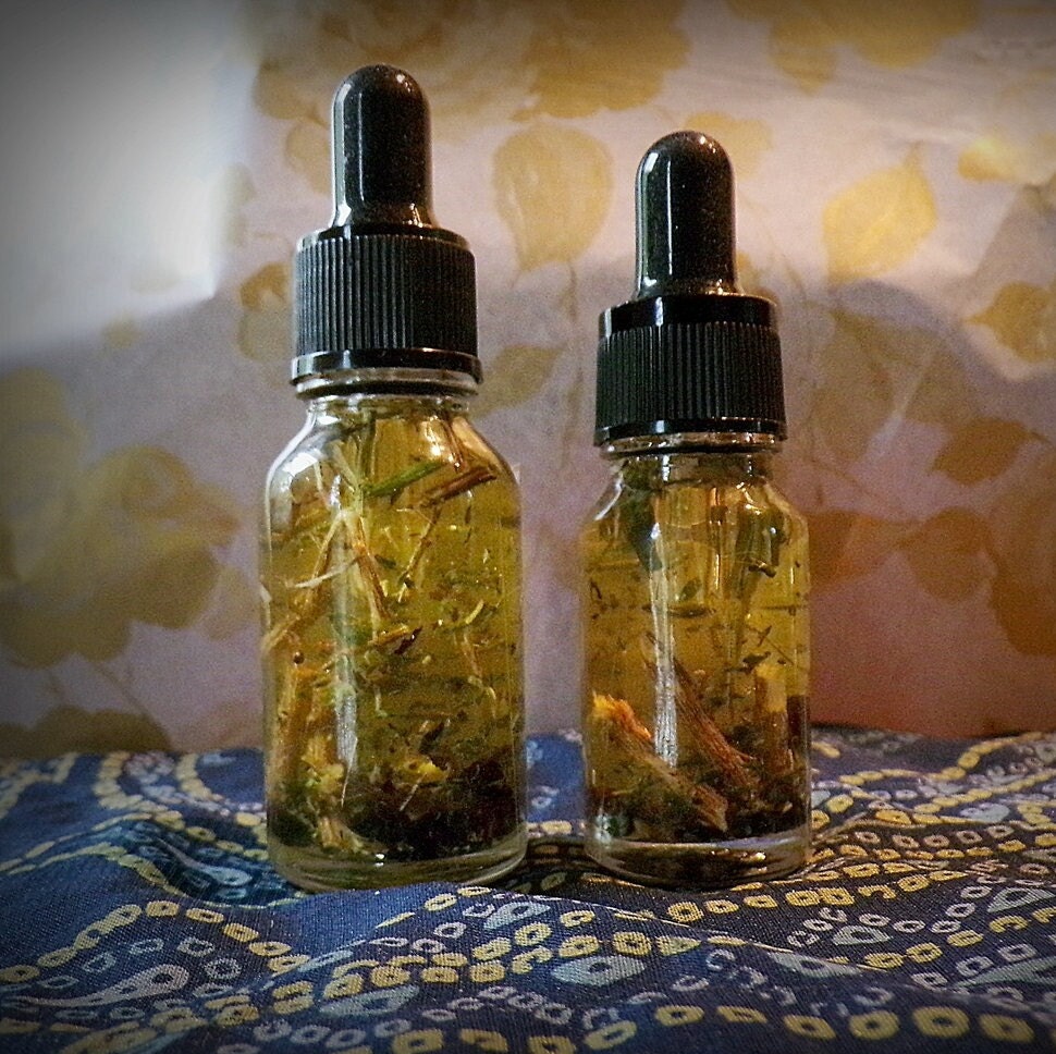 **LIMITED** Fiery Wall Of Protection Oil (Angel Magick, Hoodoo, Warding, Protection, Barriers Against Evil)