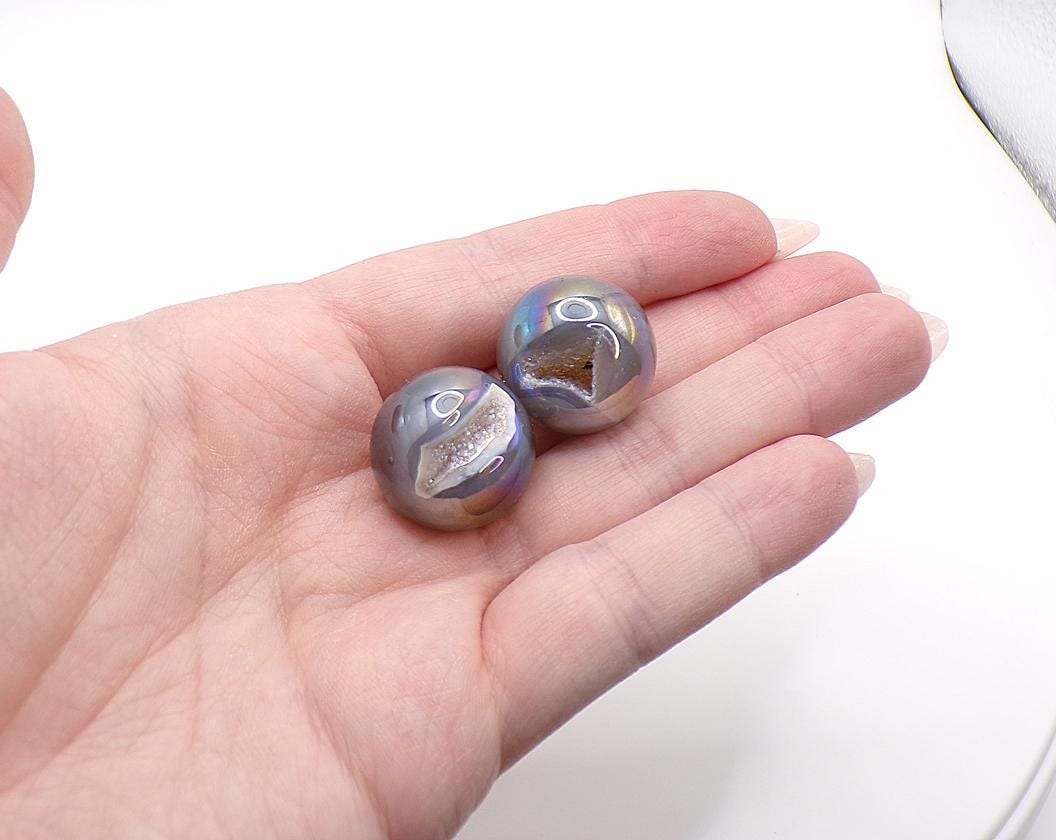 Permanent Spirit Offering Spell Orb (Spellcast Crystal, Spirit Food & Energy, Boost Activity, Powerful Light Energy)